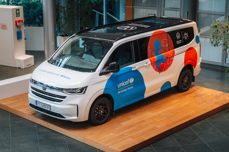 Jeden samochód, tysiące małych beneficjentów. Volkswagen Samochody Dostawcze wspiera UNICEF Polska - 4.
