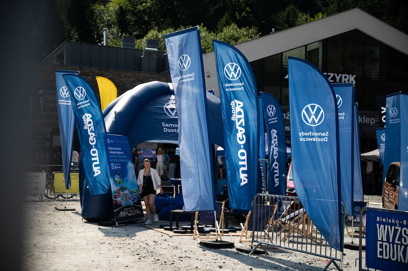 Amarok w sercu downhillowej rywalizacji. Volkswagen Samochody Dostawcze wspiera iXS European Downhill Cup 2026 w Szczyrku - 4.