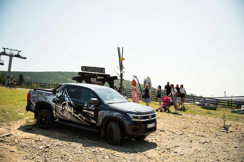 Amarok w sercu downhillowej rywalizacji. Volkswagen Samochody Dostawcze wspiera iXS European Downhill Cup 2026 w Szczyrku
