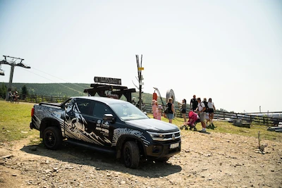 Amarok w sercu downhillowej rywalizacji. Volkswagen Samochody Dostawcze wspiera iXS European Downhill Cup 2026 w Szczyrku