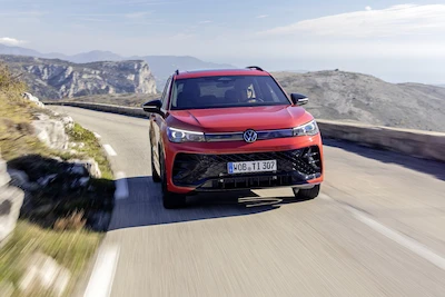Więcej mocy, nowe ceny, powrót 4MOTION. Volkswagen wzmacnia gamę napędów Tiguana, Tayrona i T-Roca