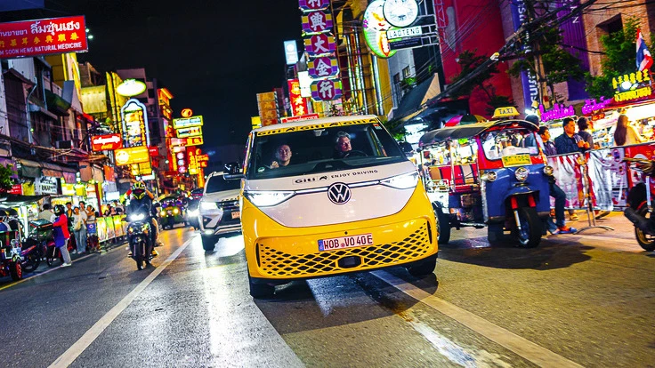 ID.Buzz Pro, 445 dni, 99 767 km bez awarii, 92 państwa i rekord Guinnessa