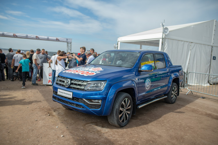 Marka Volkswagen Samochody Użytkowe partnerem logistycznym Red Bull 111 Megawatt