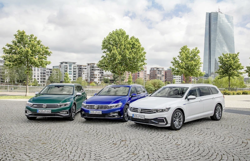 Zelektryfikowany, zautomatyzowany, działający online: nowy Passat może poruszać się dzięki energii elektrycznej, jechać częściowo autonomicznie i na życzenie łączyć się z Internetem