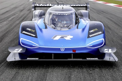 Goodwood Festival of Speed: elektryczny Volkswagen ID. R zmierzy się z rekordem trasy...