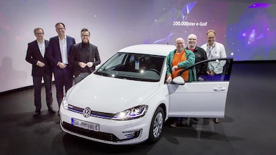 Volkswagen dostarczył 100-tysięcznego e-Golfa