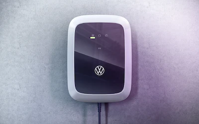 Co trzeba zrobić, aby mieć w garażu wallbox? Odpowiedź w podcaście „Elektrycznie...
