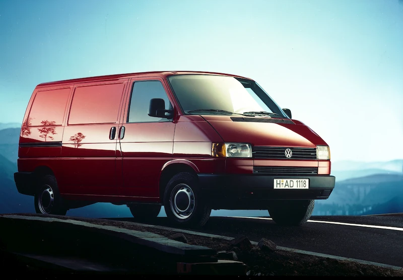 1990 - 2020: 30 lat Volkswagena Transportera T4 - 4.