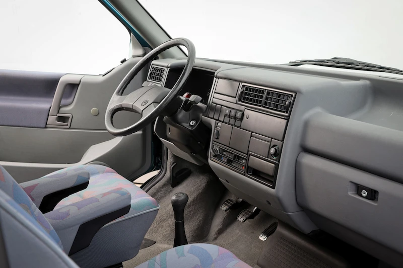 1990 - 2020: 30 lat Volkswagena Transportera T4 - 8.
