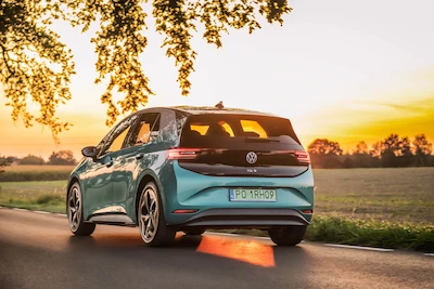 Dyskusja o najkorzystniejszych warunkach użytkowania auta elektrycznego w nowym odcinku...