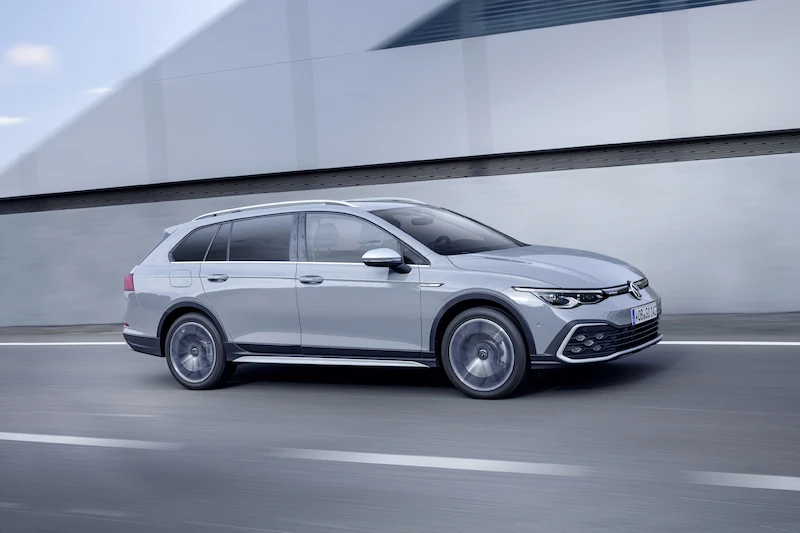 Nowy Golf Alltrack, seryjnie wyposażony w stały napęd na cztery koła 4MOTION, dostępny do zamawiania - 10.