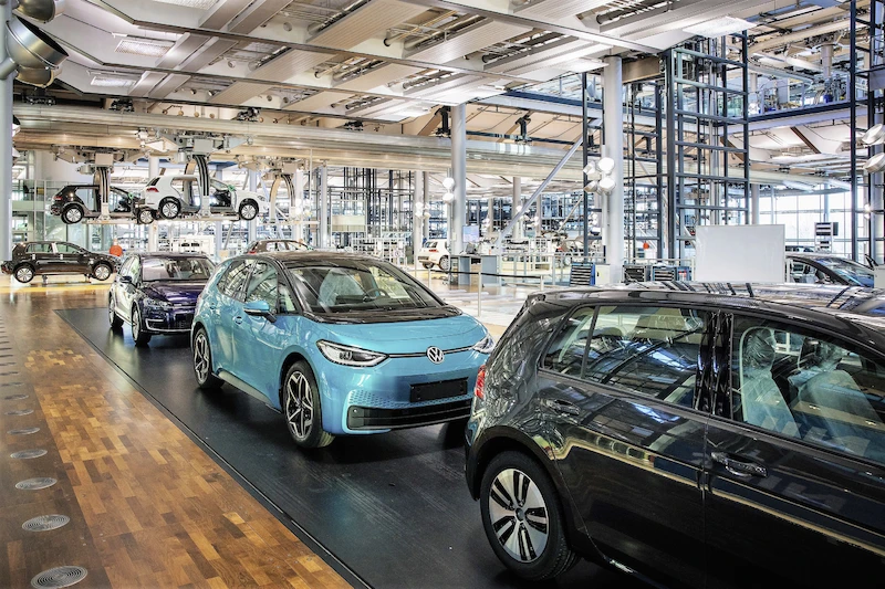 Koniec ery e-Golfa: Volkswagen przystosowuje Szklaną Manufakturę w Dreźnie do produkcji modelu ID.3