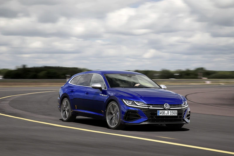 Arteon i Arteon Shooting Brake dostępne w wersji R oraz z hybrydowym zespołem napędowym typu plug-in - 8.