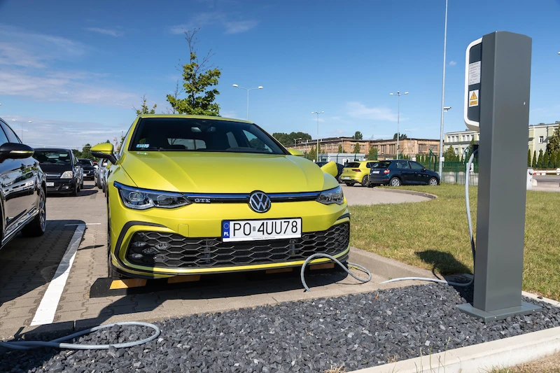 Od Golfa eHybrid do Touarega R – Volkswagen oferuje aż 9 modeli hybrydowych typu plug-in - 12.
