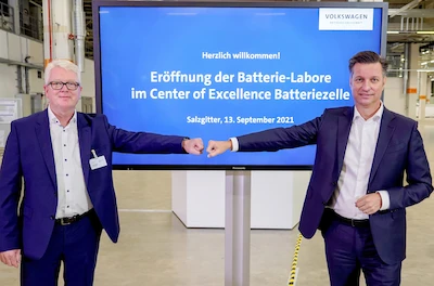 Nowe laboratoria do testowania akumulatorów: Volkswagen robi kolejny krok w kierunku...