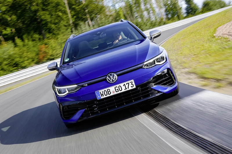Nowy Volkswagen Golf R Variant – przestronne i wszechstronnie utalentowane kombi - 11.