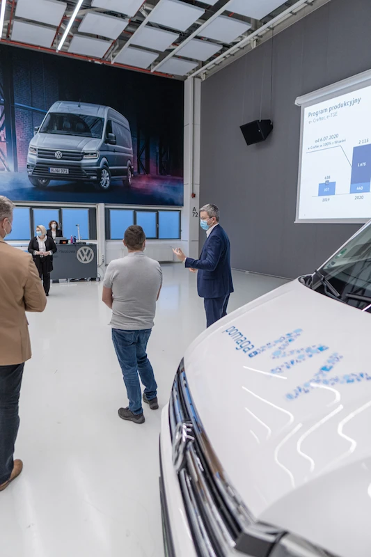 Volkswagen Poznań przekazuje e-Craftera Grupie Ratownictwa PCK Poznań - 6.