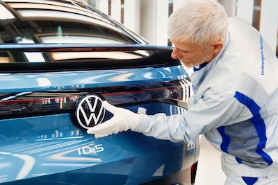 Ruszyła seryjna produkcja modelu ID.5 – fabryka Volkswagena w Zwickau wytwarza już...