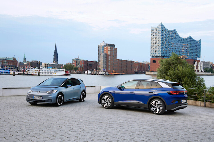 Przewagi elektrycznych modeli Volkswagena: duży zasięg, szybkie ładowanie, dostępność w atrakcyjnym leasingu