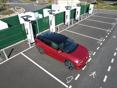 5000 km Volkswagenem ID.4 przez całą Europę – elektryczny SUV w podróży do... - galeria