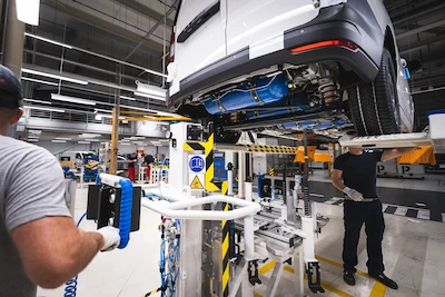 W Volkswagen Poznań ruszyła produkcja modelu Caddy z napędem na gaz ziemny CNG - galeria