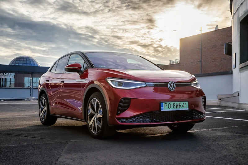 Dealerzy Volkswagena udostępniają punkty ładowania dla samochodów elektrycznych - 9.