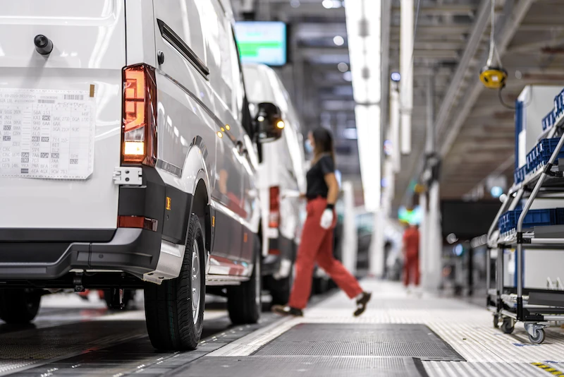 Po dwóch latach przerwy zwiedzanie fabryk Volkswagen Poznań znów możliwe - 3.