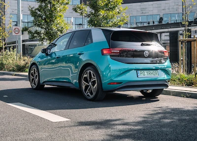 Bogatsze wyposażenie i nowe, zróżnicowane odmiany w ofercie Volkswagena ID.3