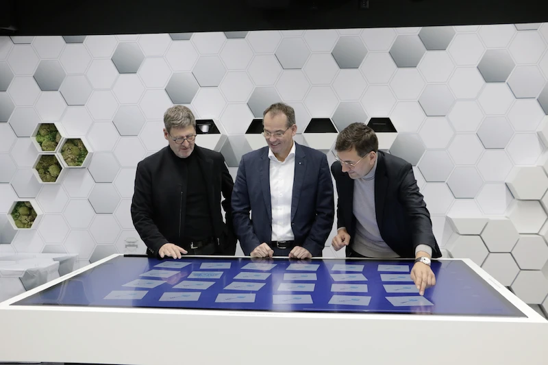 Volkswagen do 2025 r. przeszkoli 22 000 pracowników fabryki w Wolfsburgu w zakresie elektromobilności  - 5.