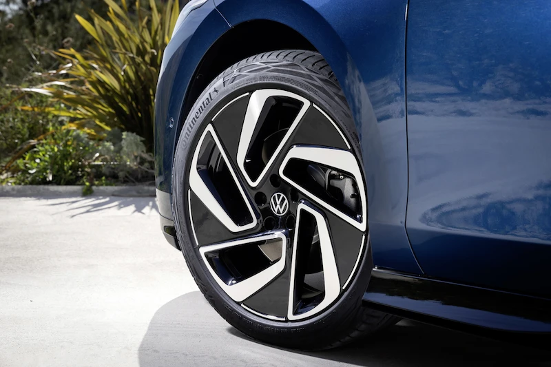 Światowa premiera: Volkswagen ID.7 z zasięgiem do 700 km (wg WLTP) - 37.