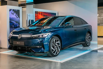 ID.7 po raz pierwszy w Polsce: elektryczna limuzyna premierowo w Volkswagen Home... - galeria