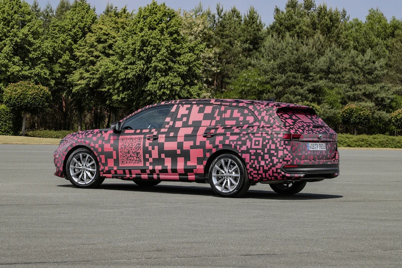 Nowy Volkswagen Passat Variant niemal gotowy - 14.