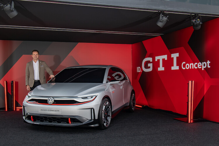 Sportowy, emocjonujący, elektryczny: Volkswagen prezentuje prototyp ID. GTI Concept