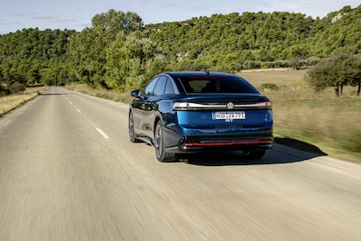 Maksymalna nota pięciu gwiazdek dla Volkswagena ID.7 w teście Euro NCAP