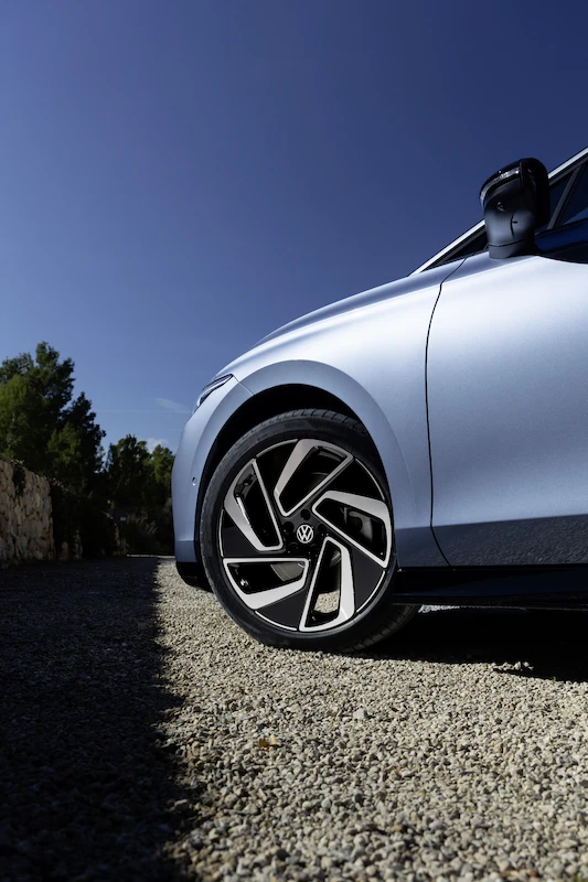 Uniwersalny samochód nowej ery: światowa premiera elektrycznego kombi – Volkswagena ID.7 Tourer - 27.