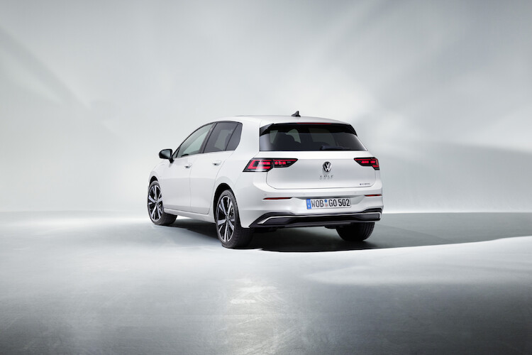 Ruszyła przedsprzedaż nowego Volkswagena Golfa, ceny wersji hatchback zaczynają się od 112 100 zł