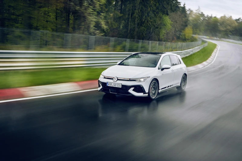 Światowa premiera podczas wyścigu 24 h: Volkswagen prezentuje nowego Golfa GTI Clubsport na Nürburgringu - 20.