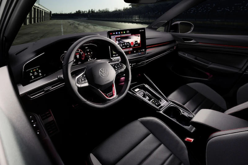 Światowa premiera podczas wyścigu 24 h: Volkswagen prezentuje nowego Golfa GTI Clubsport na Nürburgringu - 40.