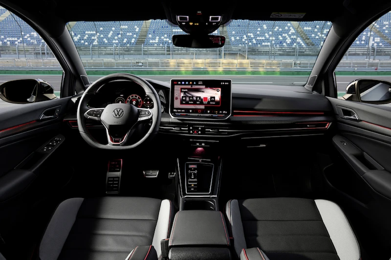 Światowa premiera podczas wyścigu 24 h: Volkswagen prezentuje nowego Golfa GTI Clubsport na Nürburgringu - 37.
