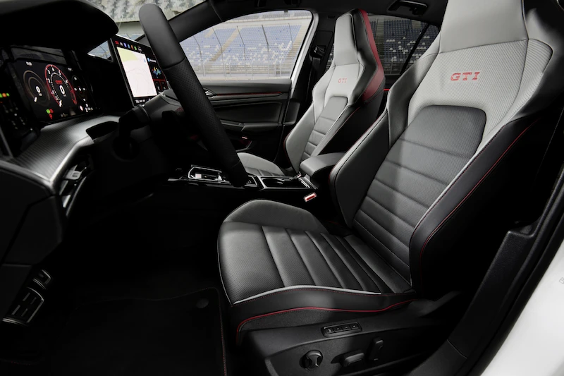 Światowa premiera podczas wyścigu 24 h: Volkswagen prezentuje nowego Golfa GTI Clubsport na Nürburgringu - 43.