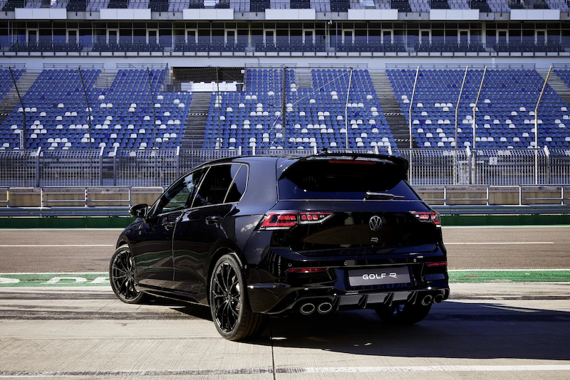 Światowa premiera Golfa R: najmocniejsza wersja bestsellera Volkswagena z silnikiem o mocy 333 KM - 8.