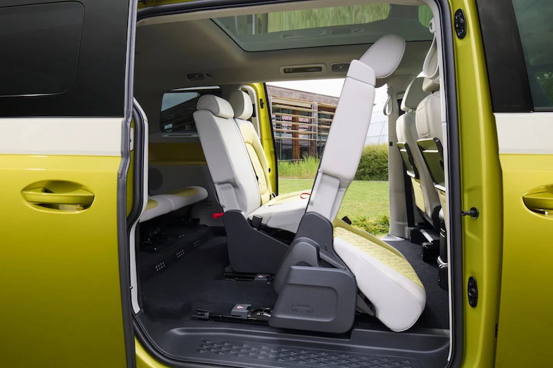 Volkswagen ID. Buzz - teraz dostępny również z długim rozstawem osi, większym zasięgiem i w topowej wersji GTX z napędem na cztery koła - 6.