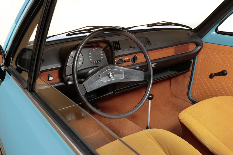 Volkswagen świętuje 50 lat Polo podczas wystawy Bremen Classic Motorshow - 7.