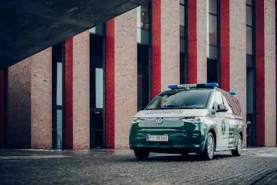 Mobilne biuro w Multivanie