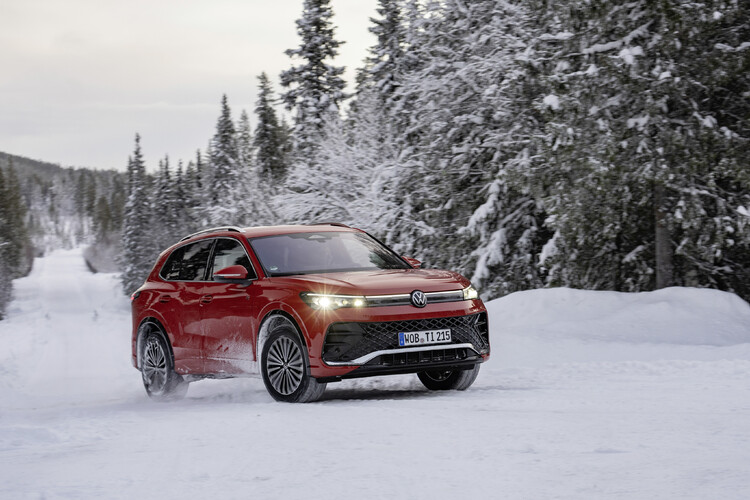 Volkswageny z napędem 4MOTION: wszechstronność i bezpieczeństwo w wielu segmentach