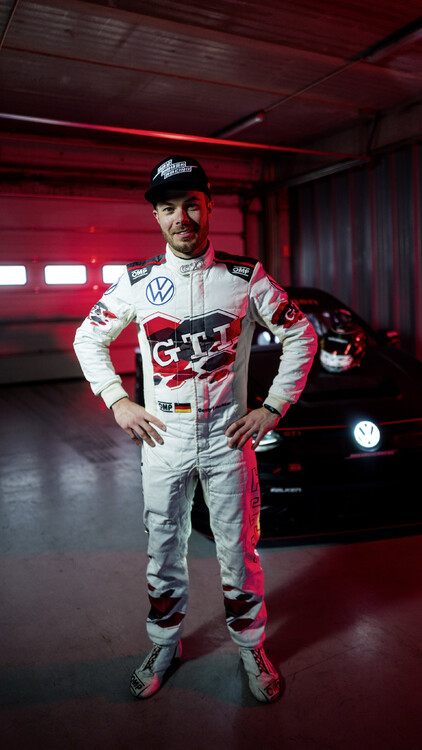 Festiwal Volkswagena Golfa GTI podczas weekendu wyścigowego 24h ADAC na torze Nürburgring