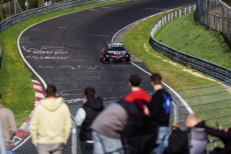 Festiwal Volkswagena Golfa GTI podczas weekendu wyścigowego 24h ADAC na torze Nürburgring