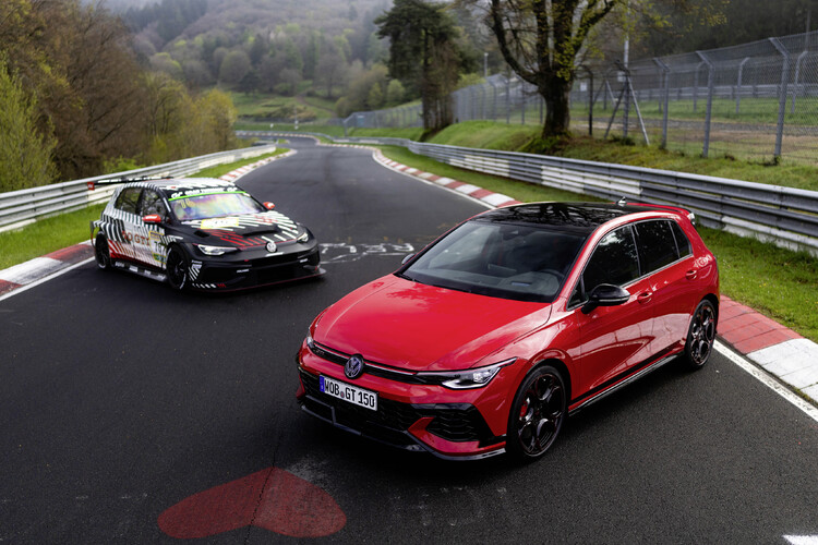 Volkswagen prezentuje Golfa GTI EDITION 50 – najmocniejszą produkowaną seryjnie wersję tego auta