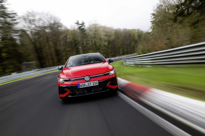 Volkswagen prezentuje Golfa GTI EDITION 50 – najmocniejszą produkowaną seryjnie wersję tego auta - 4.