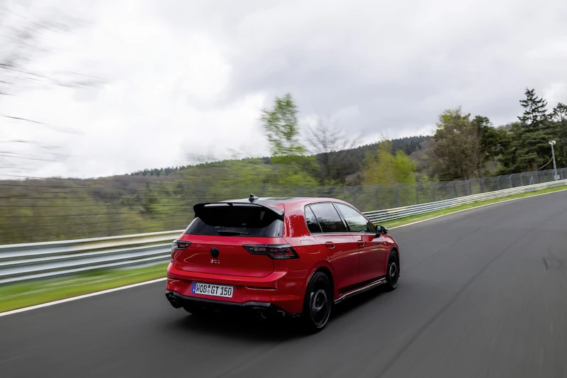 Volkswagen prezentuje Golfa GTI EDITION 50 – najmocniejszą produkowaną seryjnie wersję tego auta - 3.